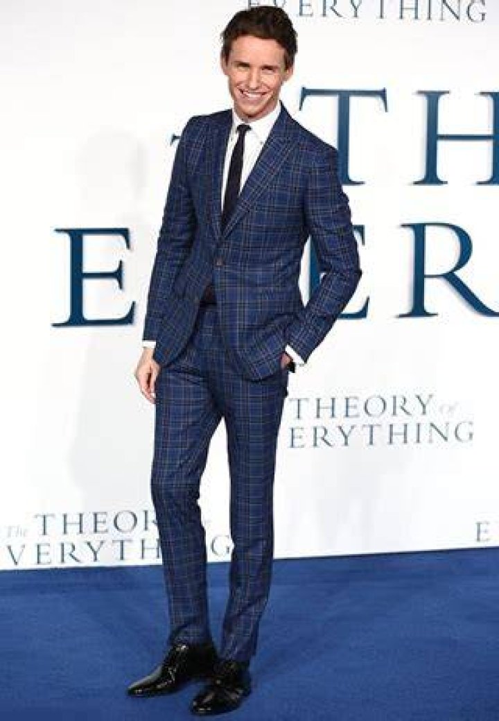 Eddie Redmayne Age, Weight, Height, Measurements