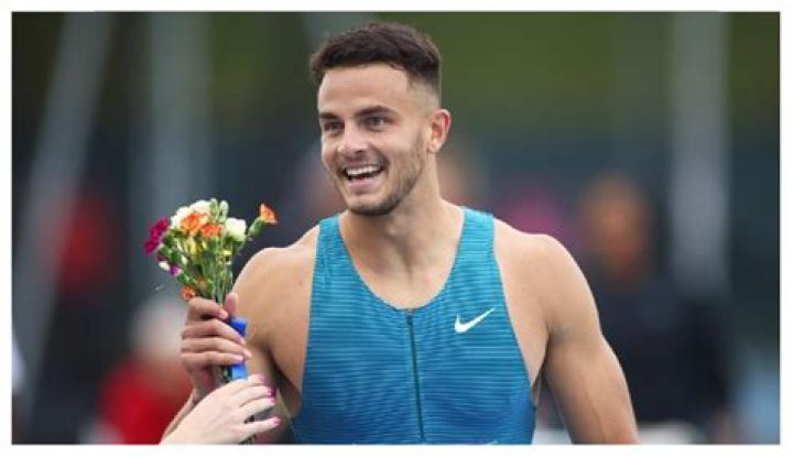 How tall is Devon Allen? How much does Devon Allen weigh?