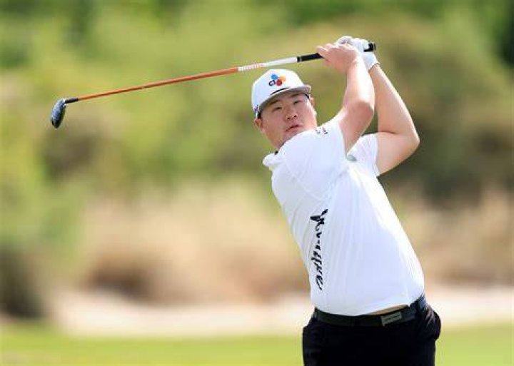 Im Sung-jae parents: Im Ji-taek, Kim Mi 1 Im Sung jae