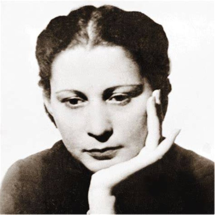 Julia de Burgos Julia de Burgos
