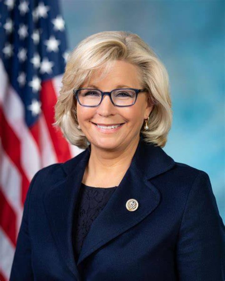 Is Liz Cheney related to Dick Cheney? 1 Liz Cheney