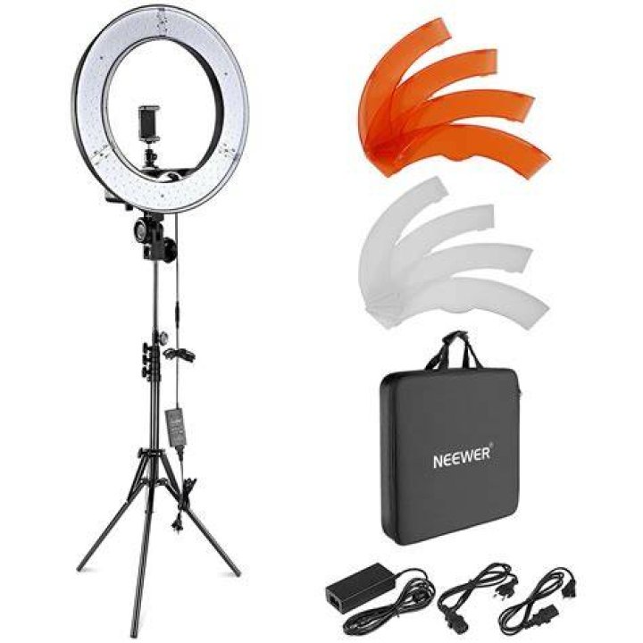 NEEWER Ring Light Kit for onlyfans creators