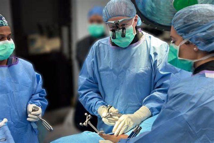 Orthopedic, Spine ASC Opens in Virginia Office Building
